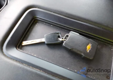 2018 Chevrolet Suburban Lt from USA, damaged, VIN 1GNSCHKC6JR339355